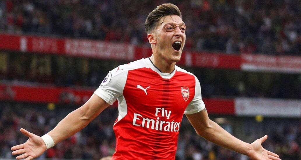  曼城客胜阿森纳，罗德里世界波制胜  